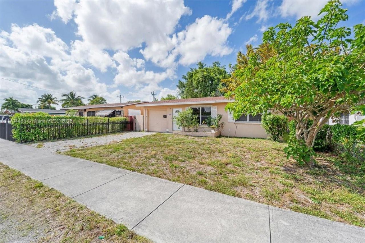 6209 Dawson St, Hollywood, FL 33023 Photo