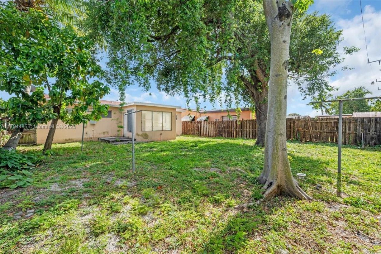 6209 Dawson St, Hollywood, FL 33023 Photo