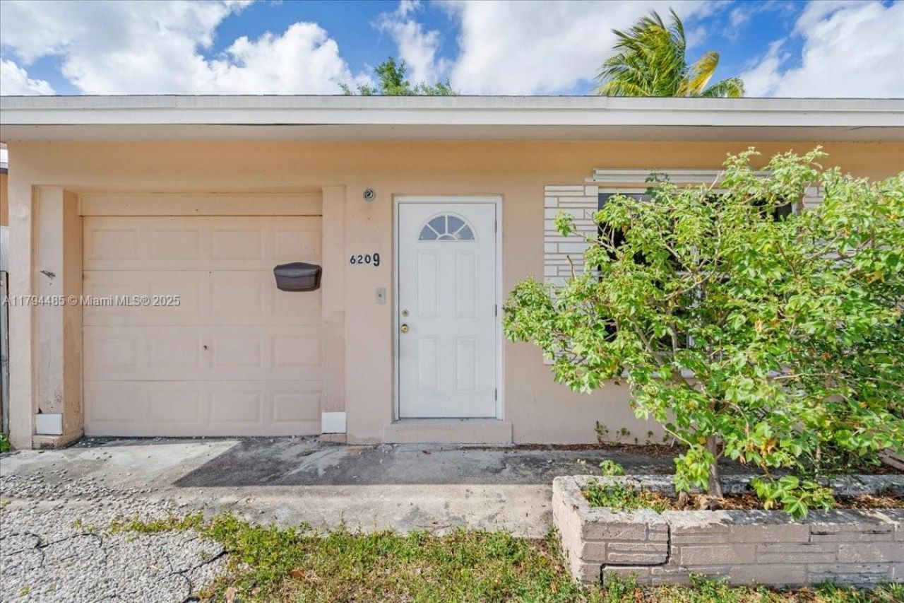 6209 Dawson St, Hollywood, FL 33023 Photo