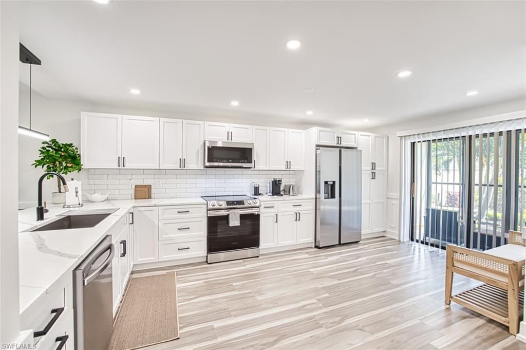 12130 Kelly Greens Blvd, Unit 94, Fort Myers, FL 33908 Photo