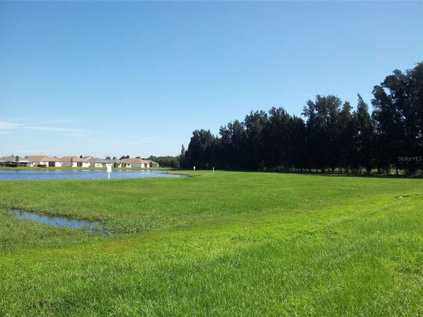 962 E SHELL POINTE ROAD, RUSKIN, FL 33570