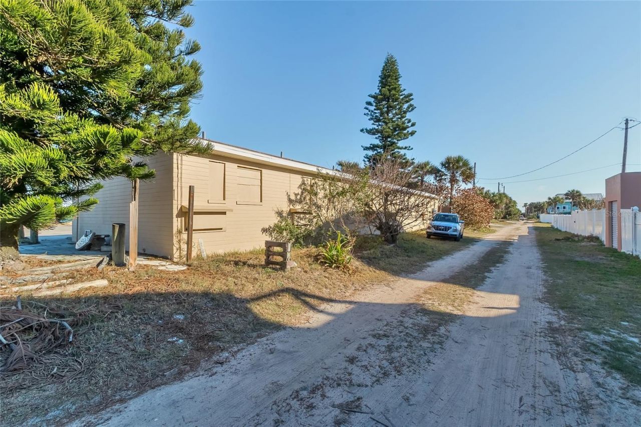 1316 S Ocean Shore Boulevard, Flagler Beach, FL 32136 Photo