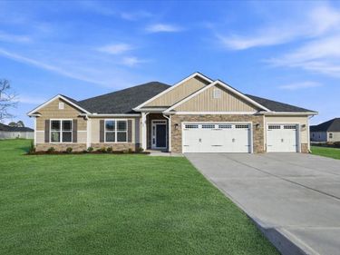 104 Manchester Court, La Grange, NC 28551