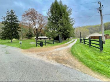 1459 Buck Lick Road, Tollesboro, KY 41189