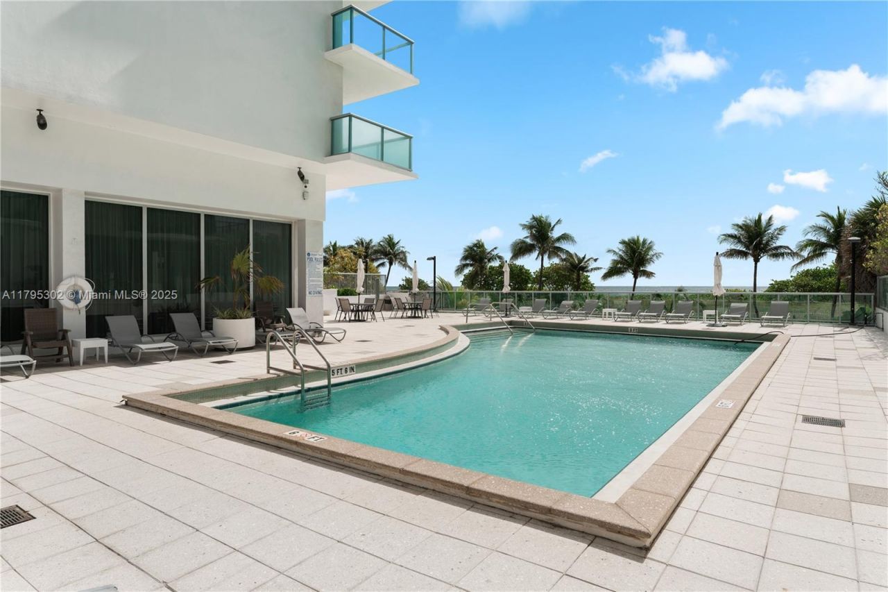 9511 Collins Ave, Unit 301, Surfside, FL 33154 Photo