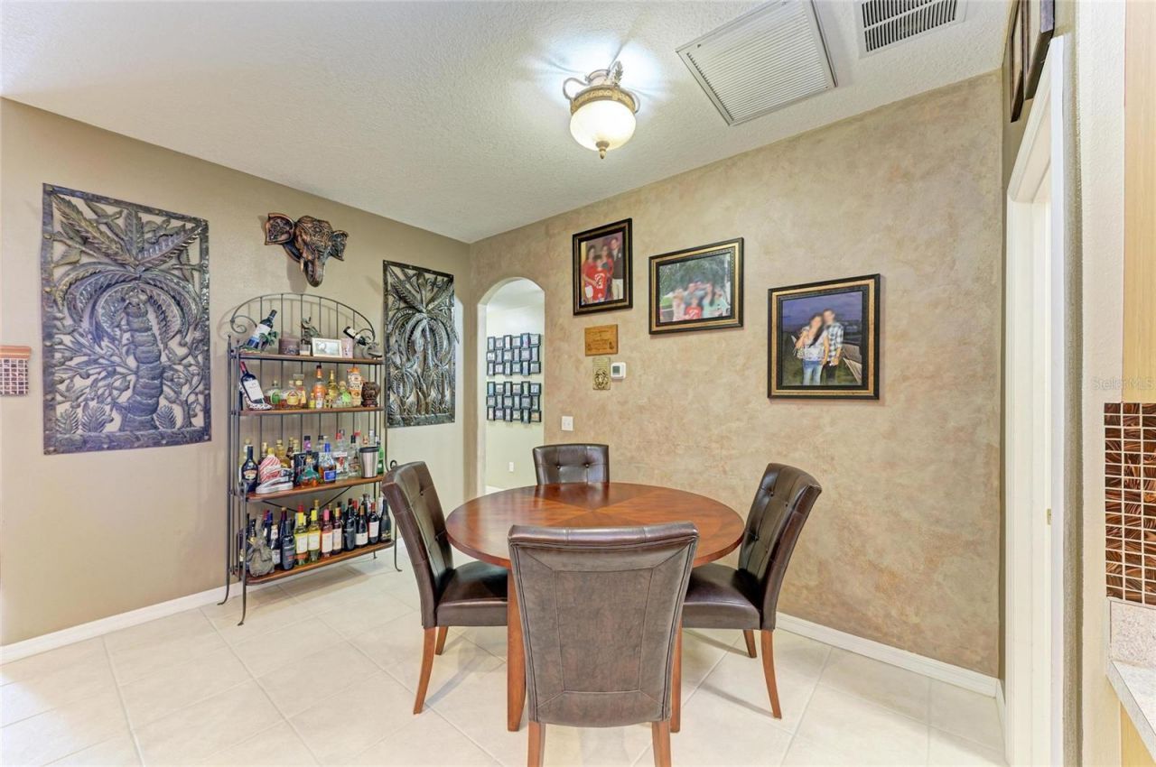 4211 30th Lane E, Bradenton, FL 34208 Photo