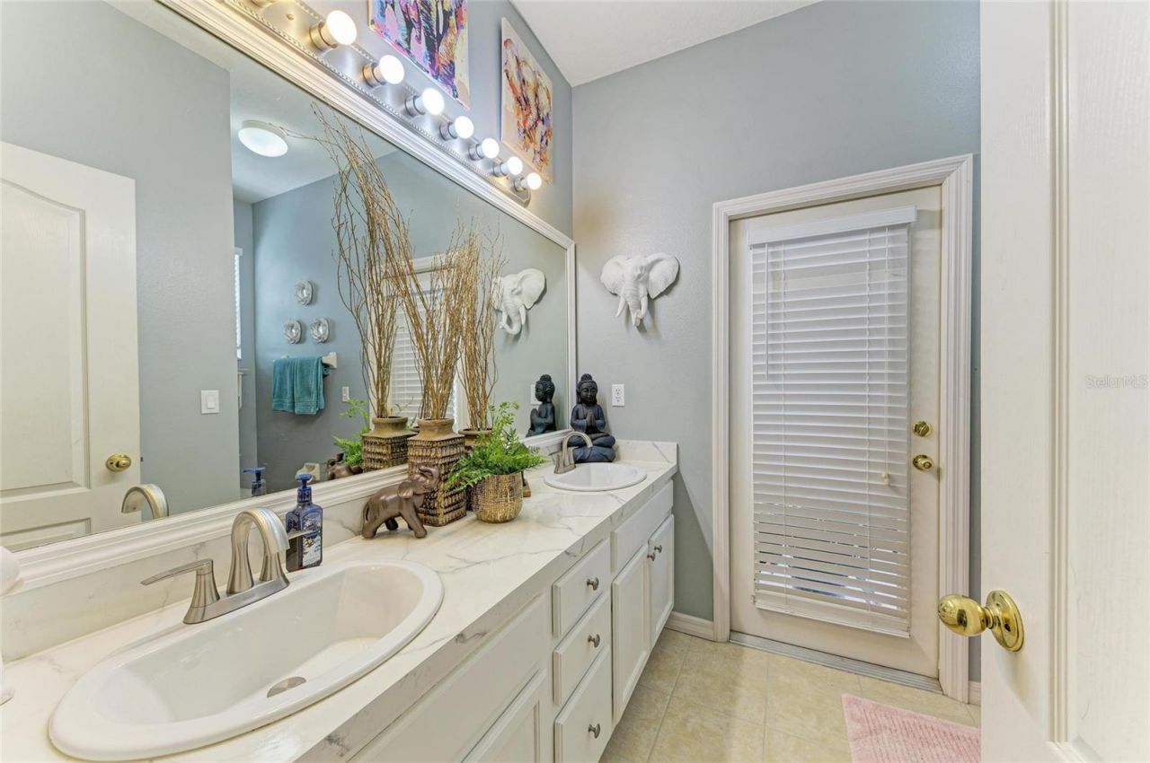 4211 30th Lane E, Bradenton, FL 34208 Photo