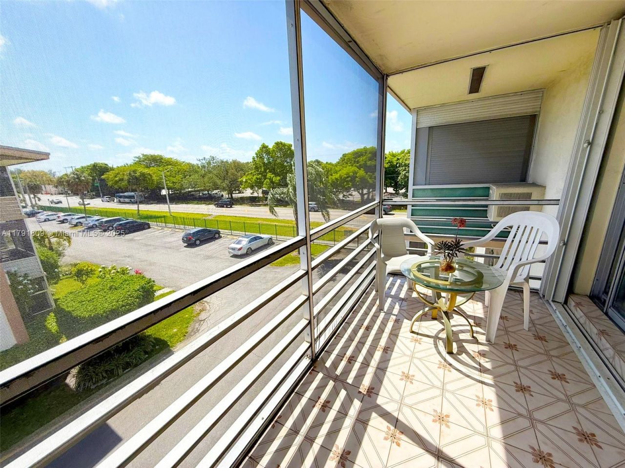 1355 NE 167th St, Unit 302, Miami, FL 33162 Photo