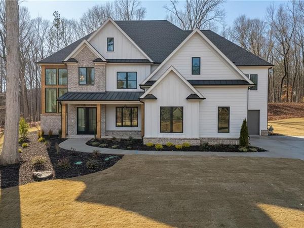 100 Gleneagles Way, Pendergrass, GA 30567