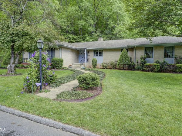 600 Valley Avenue, Erwin, TN 37650