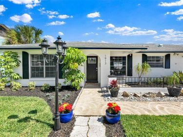 1913 POINSETTA LANE, MAITLAND, FL 32751