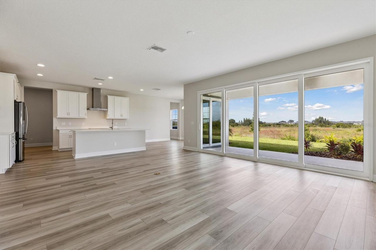 9699 Surrey Rose Drive, San Antonio, FL 33576 Photo