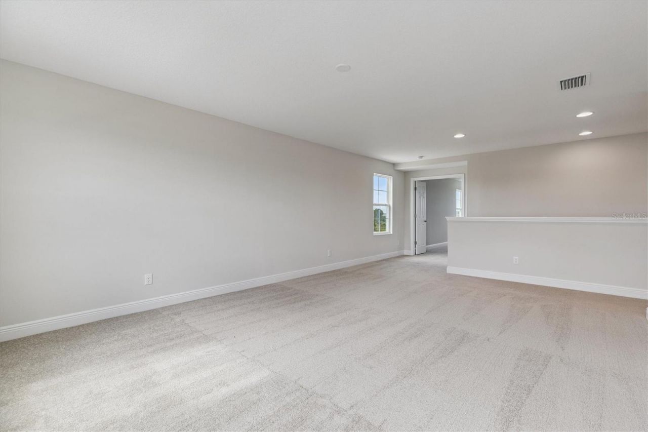 9699 Surrey Rose Drive, San Antonio, FL 33576 Photo