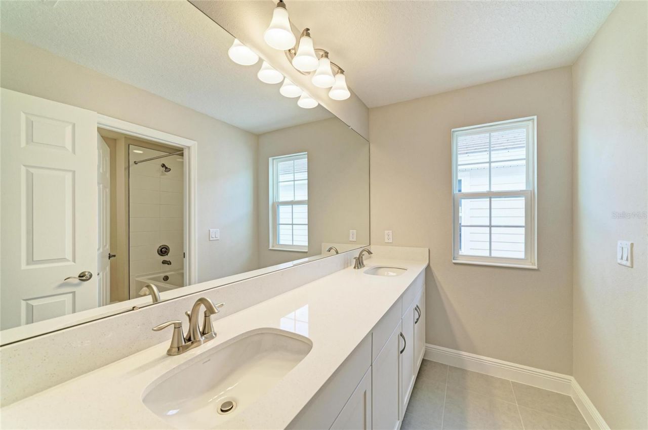 9699 Surrey Rose Drive, San Antonio, FL 33576 Photo