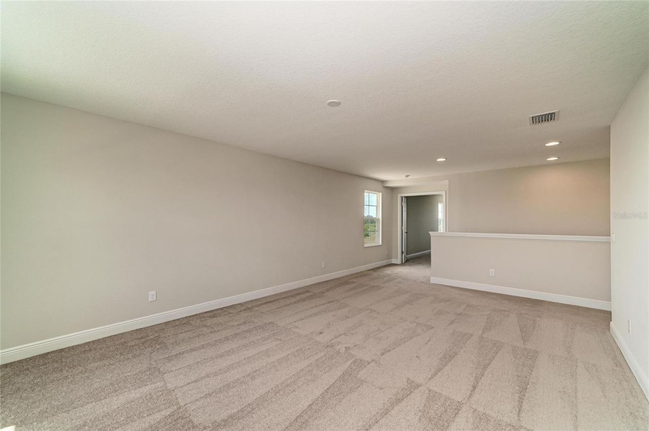 9699 Surrey Rose Drive, San Antonio, FL 33576 Photo