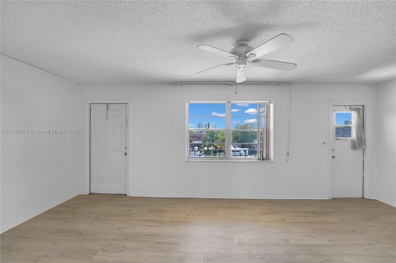 2145 Pierce St, Unit 418, Hollywood, FL 33020 Photo