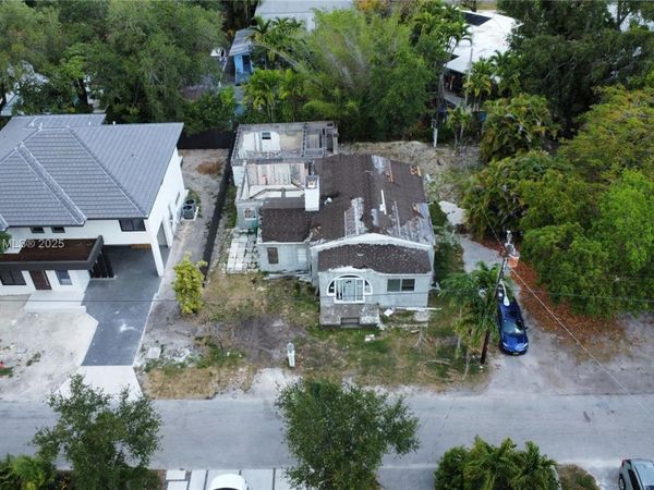 751 NE 70th St, Miami, FL 33138