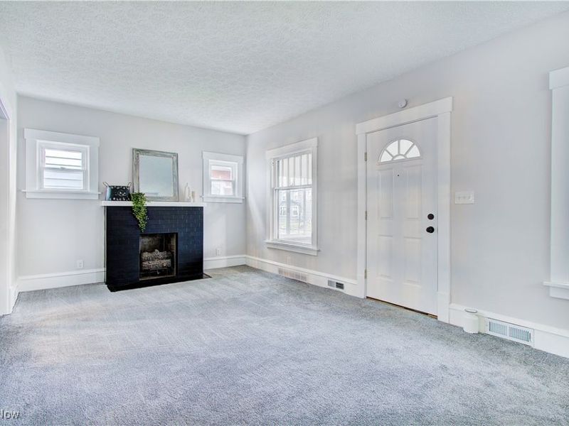 929 Wertz Avenue SW, Canton, OH 44714 Photo 5