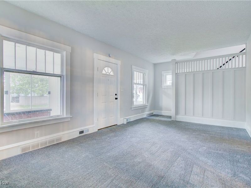929 Wertz Avenue SW, Canton, OH 44714 Photo 6