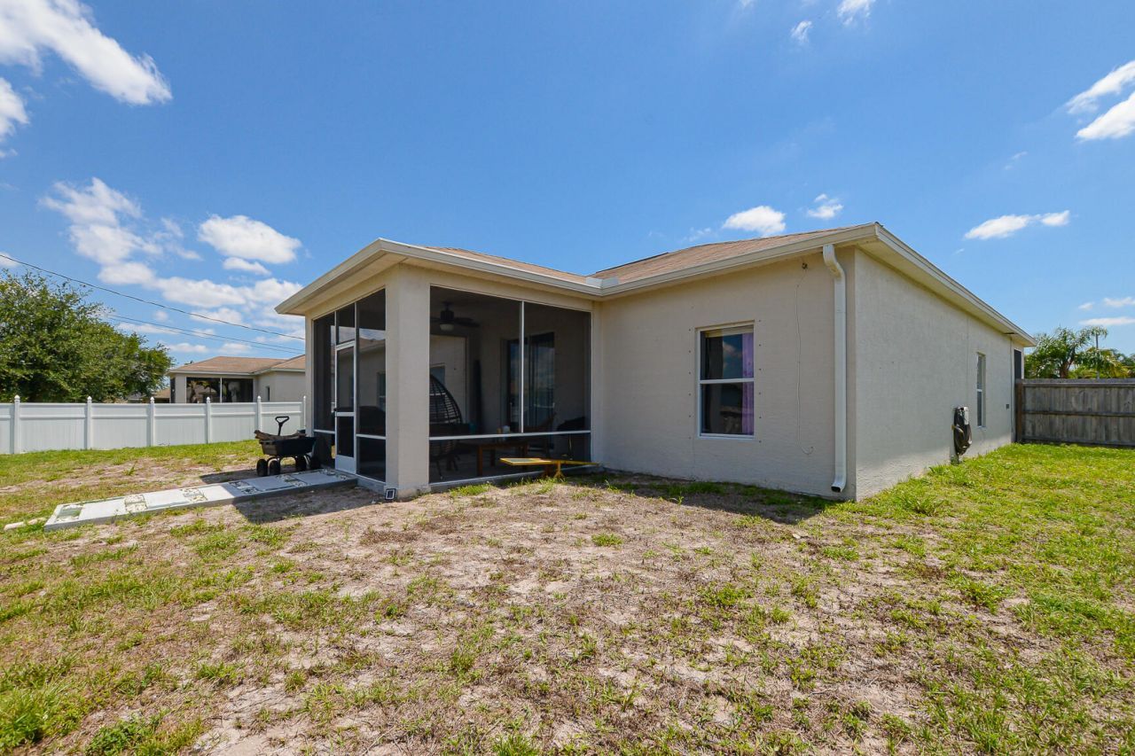 4582 SW Floral Street, Port Saint Lucie, FL 34953 Photo