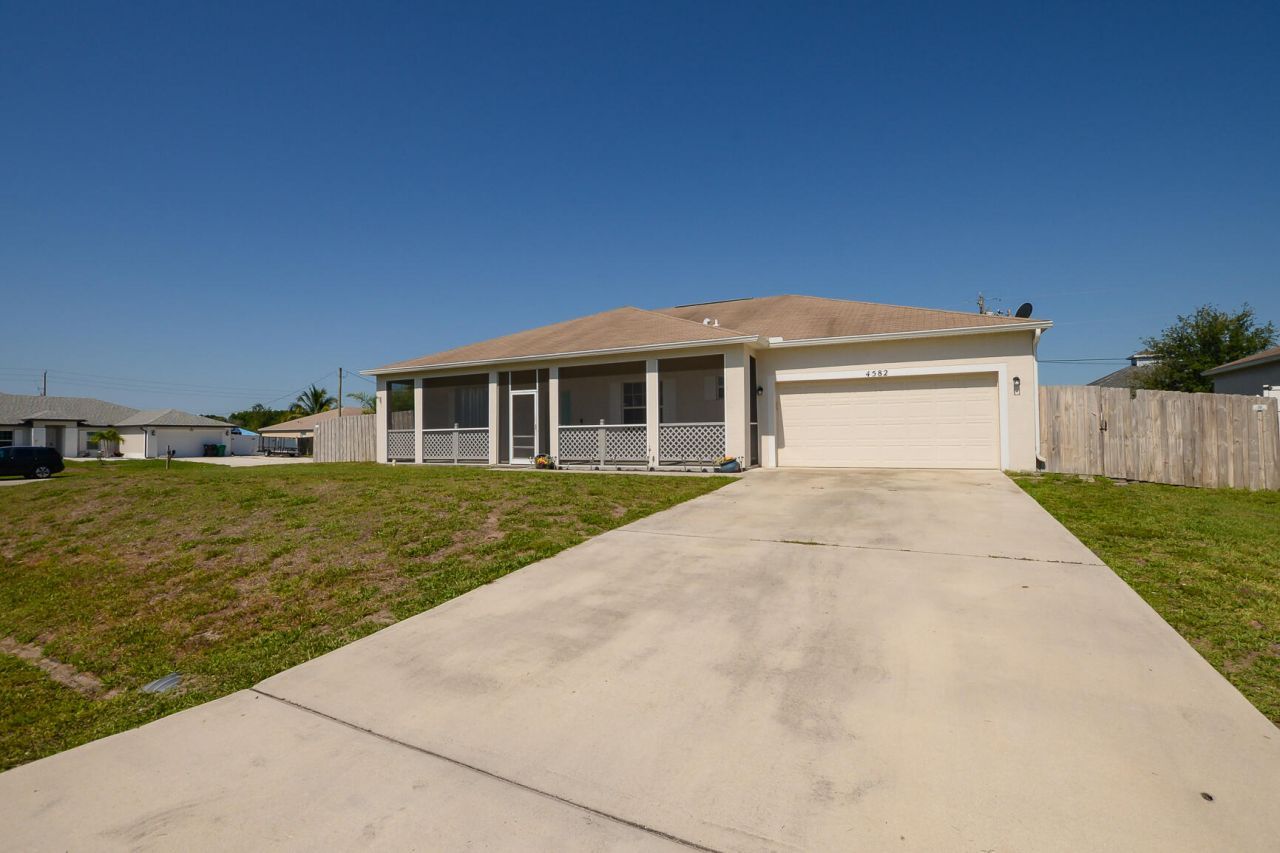 4582 SW Floral Street, Port Saint Lucie, FL 34953 Photo