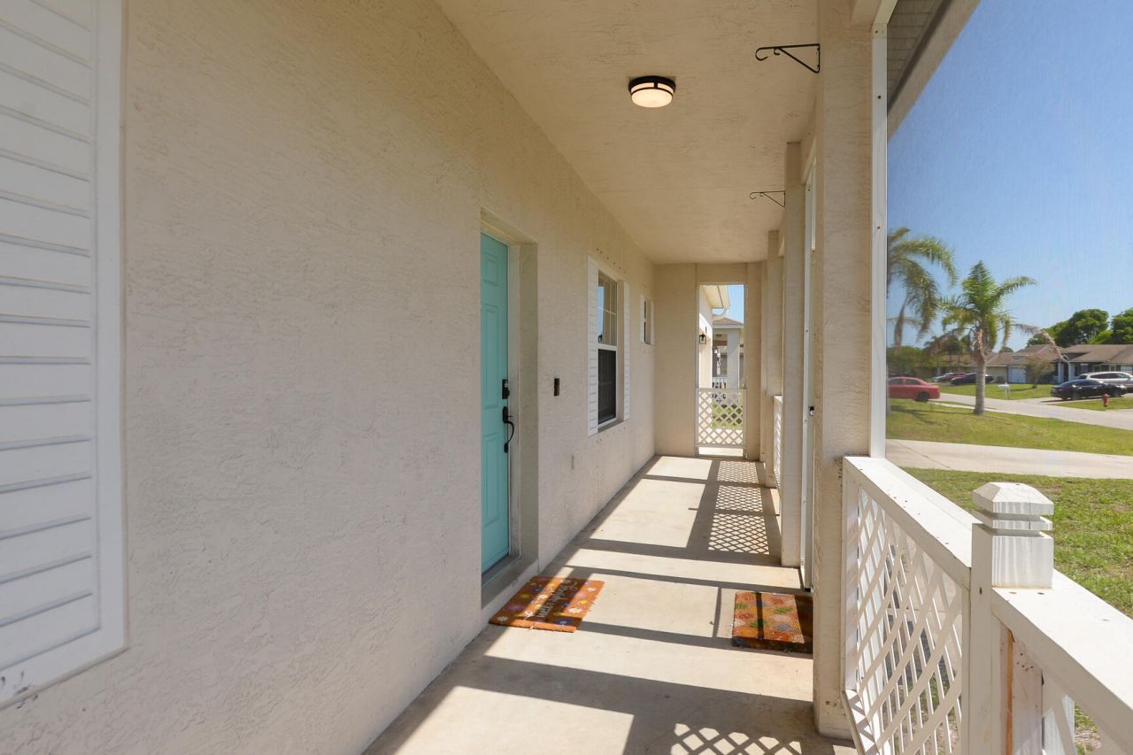 4582 SW Floral Street, Port Saint Lucie, FL 34953 Photo