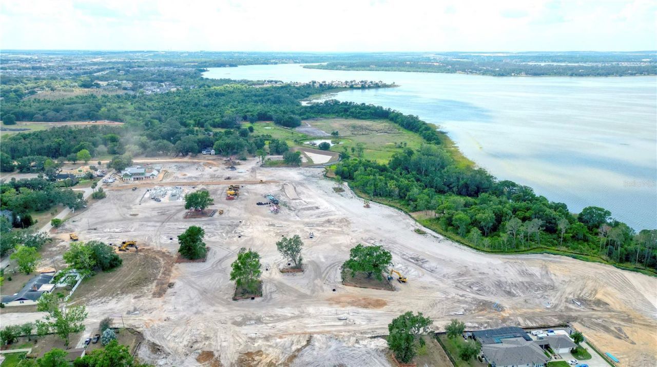 552 Walker Street, Oakland, FL 34787 Photo