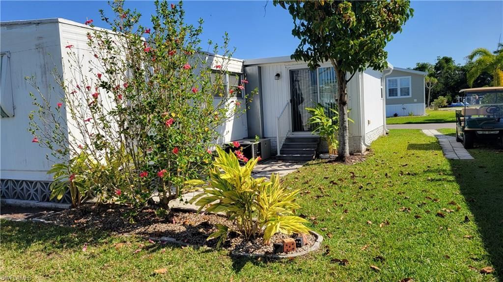 268 Shoreland Dr, Fort Myers, FL 33905 Photo