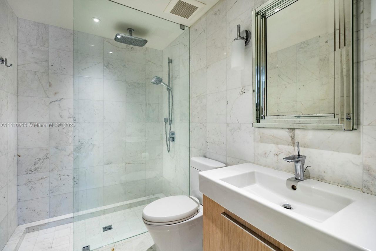 820 W Dilido Dr, Miami Beach, FL 33139 Photo