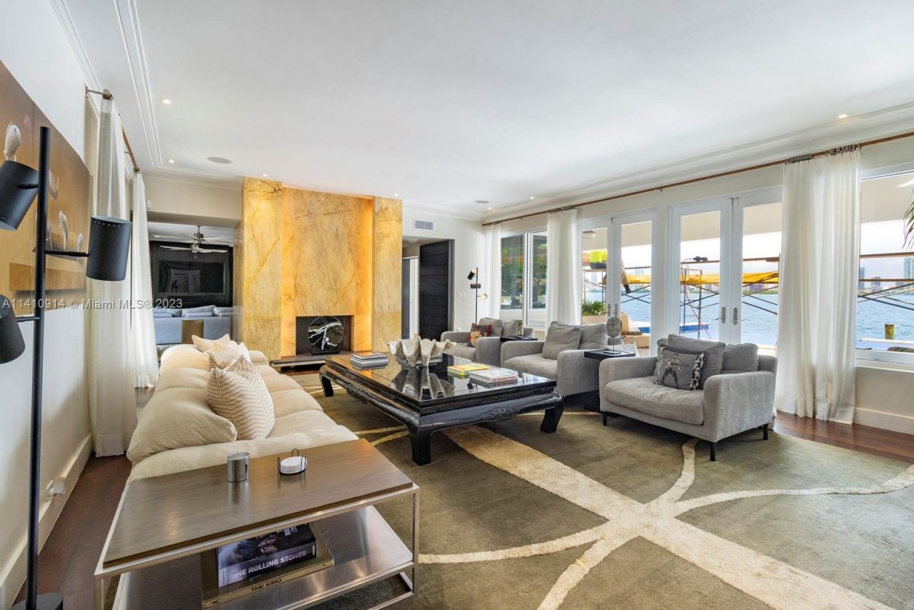 820 W Dilido Dr, Miami Beach, FL 33139 Photo