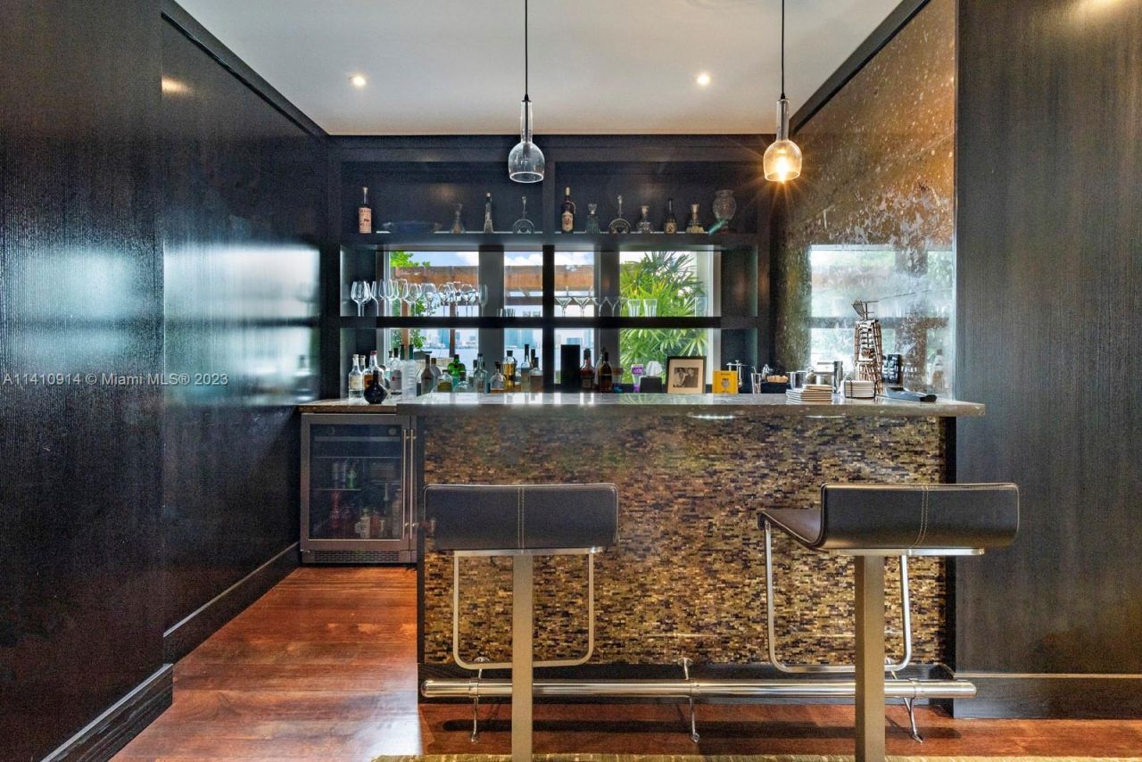 820 W Dilido Dr, Miami Beach, FL 33139 Photo