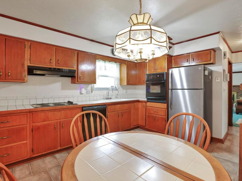 2639 Halleck Drive, Columbus, OH 43209 Photo 16