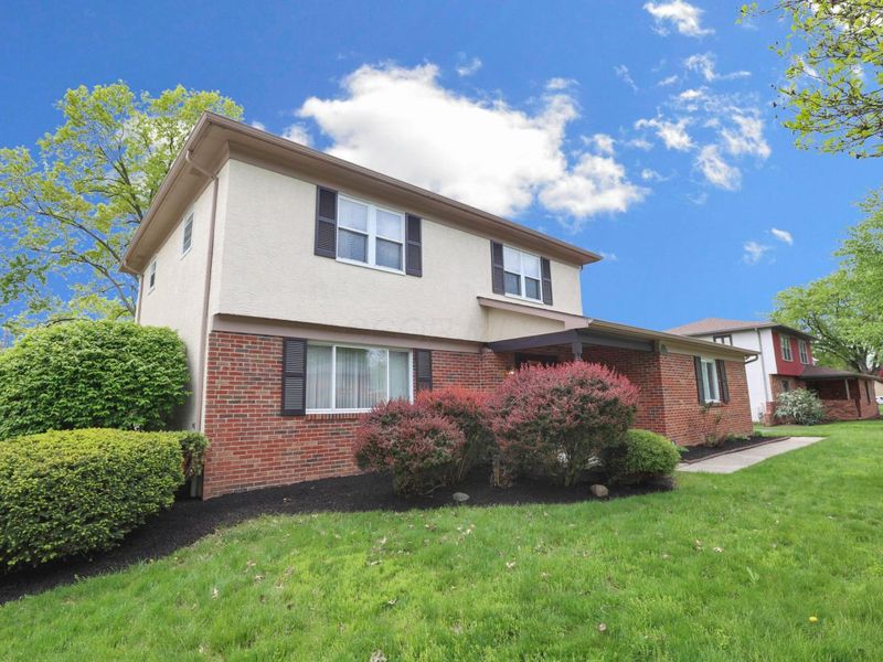 2639 Halleck Drive, Columbus, OH 43209 Photo 2