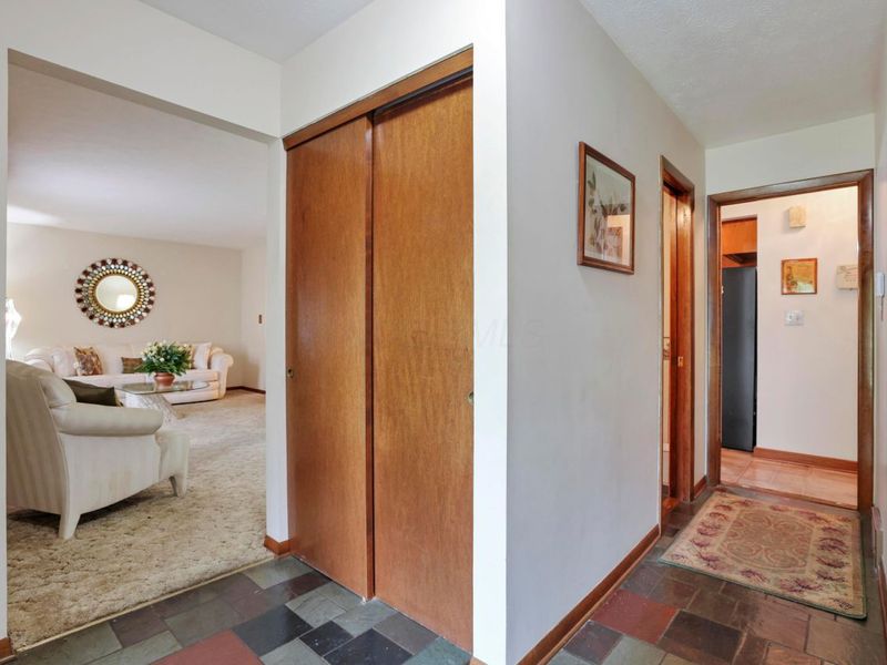 2639 Halleck Drive, Columbus, OH 43209 Photo 7