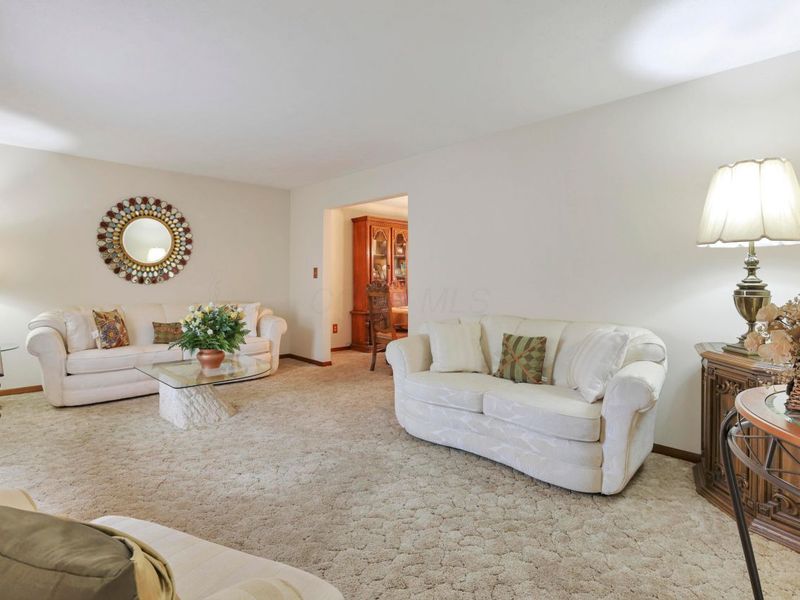 2639 Halleck Drive, Columbus, OH 43209 Photo 9