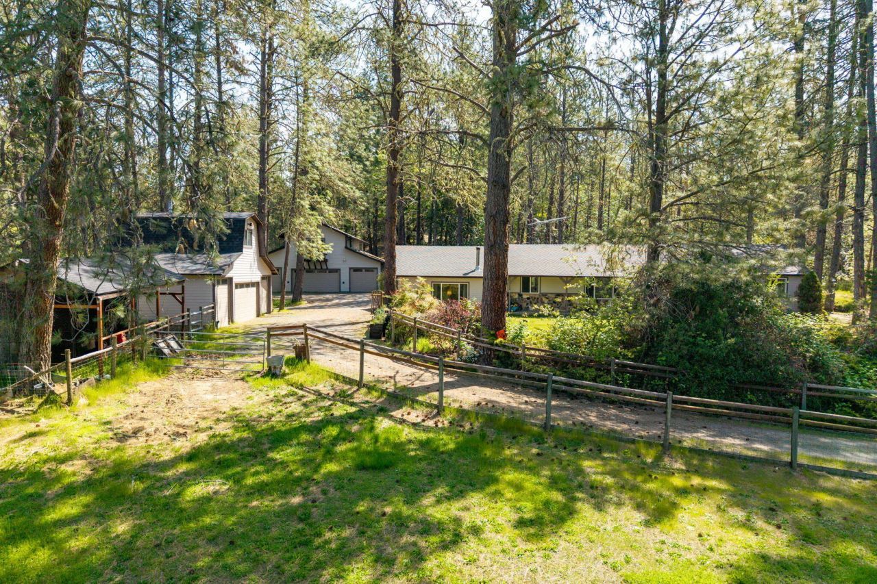 770 Pass Creek Road, Grants Pass, OR 97526 Main Photo