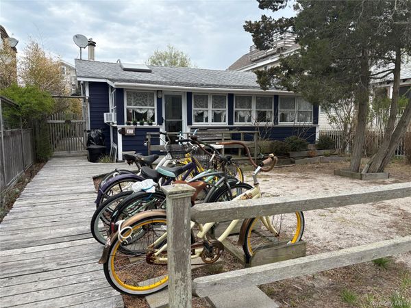 177 Wilmot, Ocean Beach, NY 11770