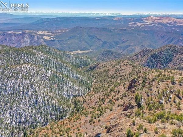 3327 County Road 88 , Cripple Creek, CO 80813