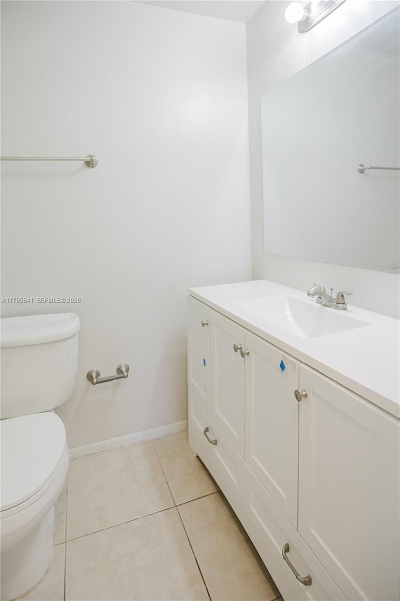 323 NE Midfield Ln, Port Saint Lucie, FL 34983 Photo