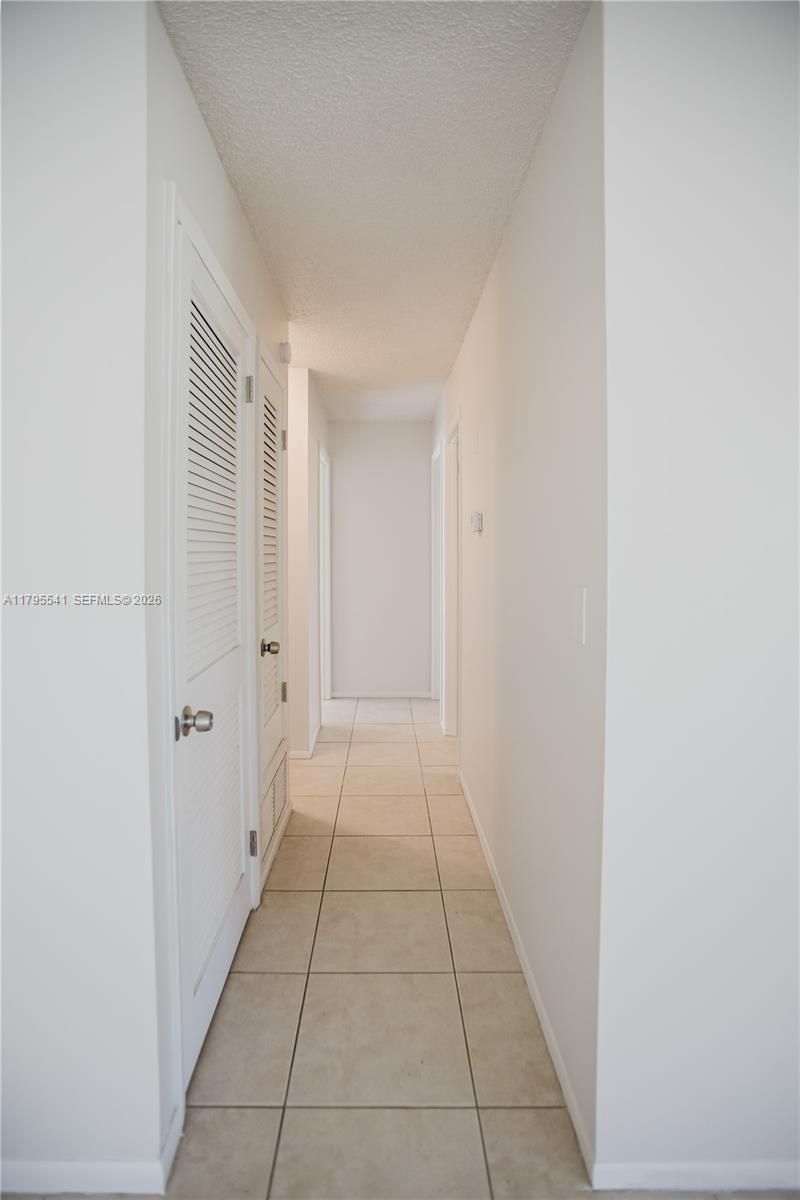 323 NE Midfield Ln, Port Saint Lucie, FL 34983 Photo