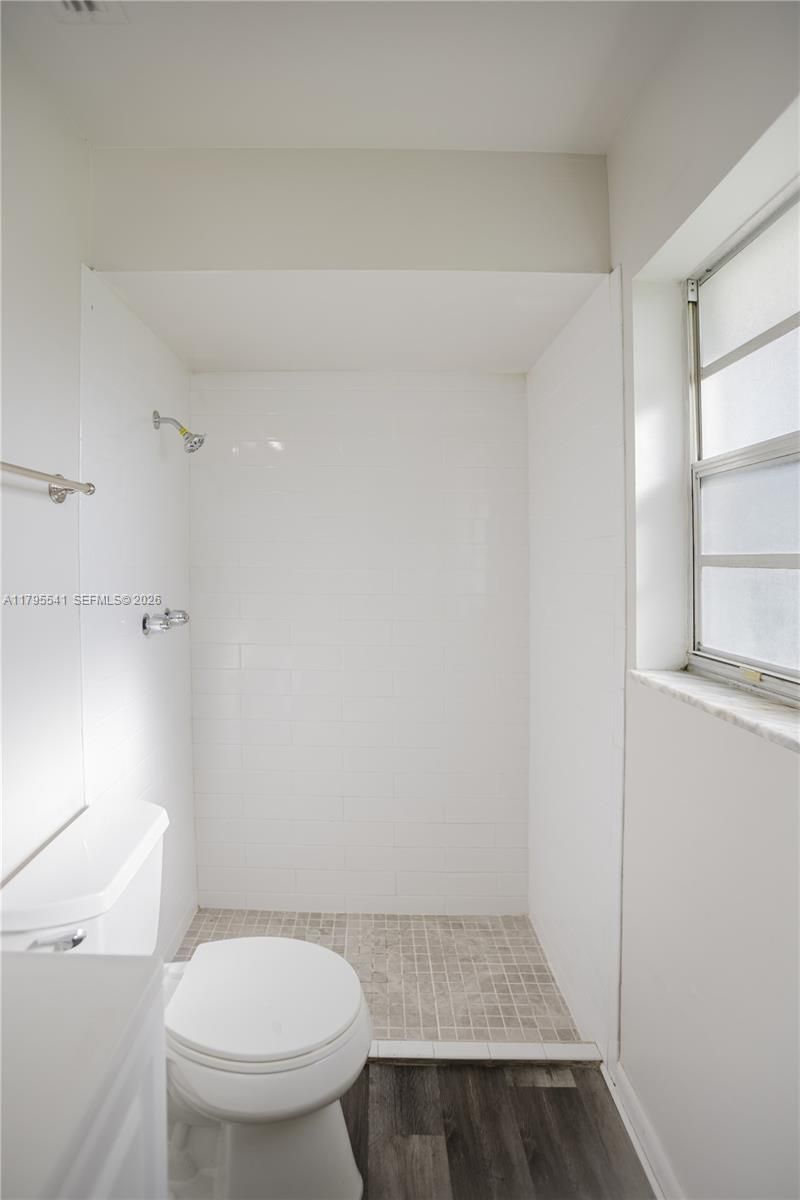 323 NE Midfield Ln, Port Saint Lucie, FL 34983 Photo