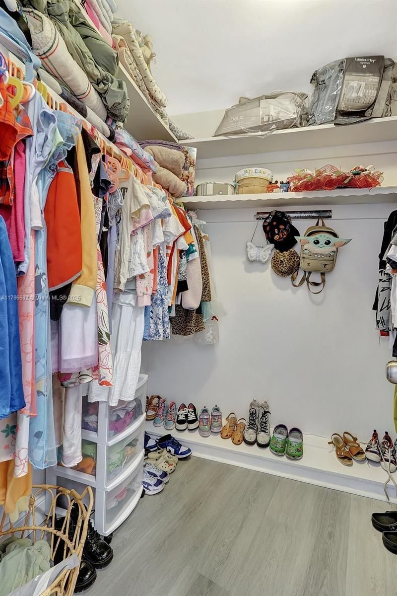 1301 NE 191st St, Unit F417, Miami, FL 33179 Photo