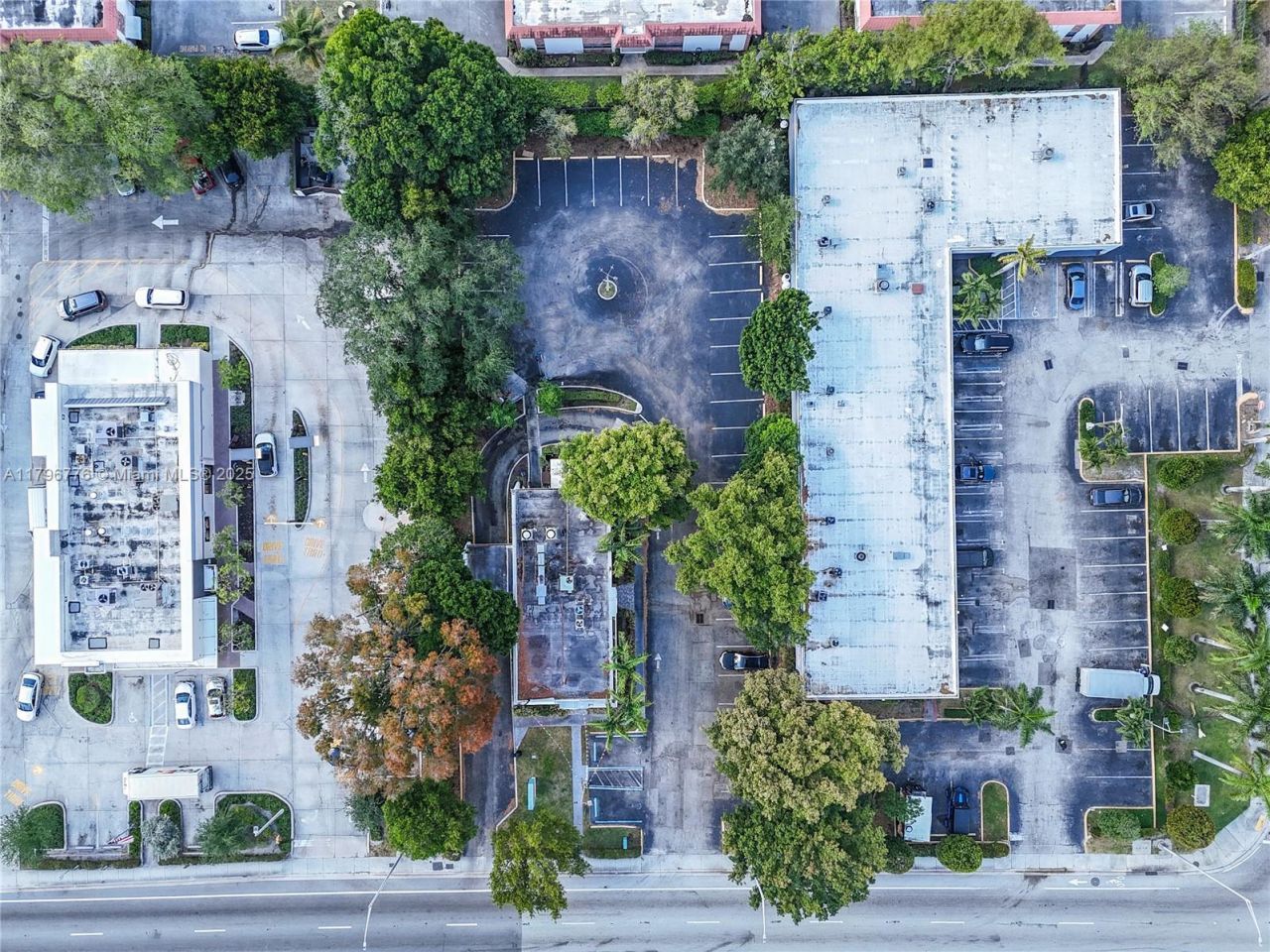 750 W Sample Rd, Pompano Beach, FL 33064 Photo