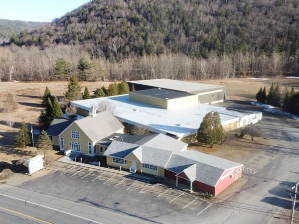 1 Teddy Bear Lane, Townshend, VT 05353