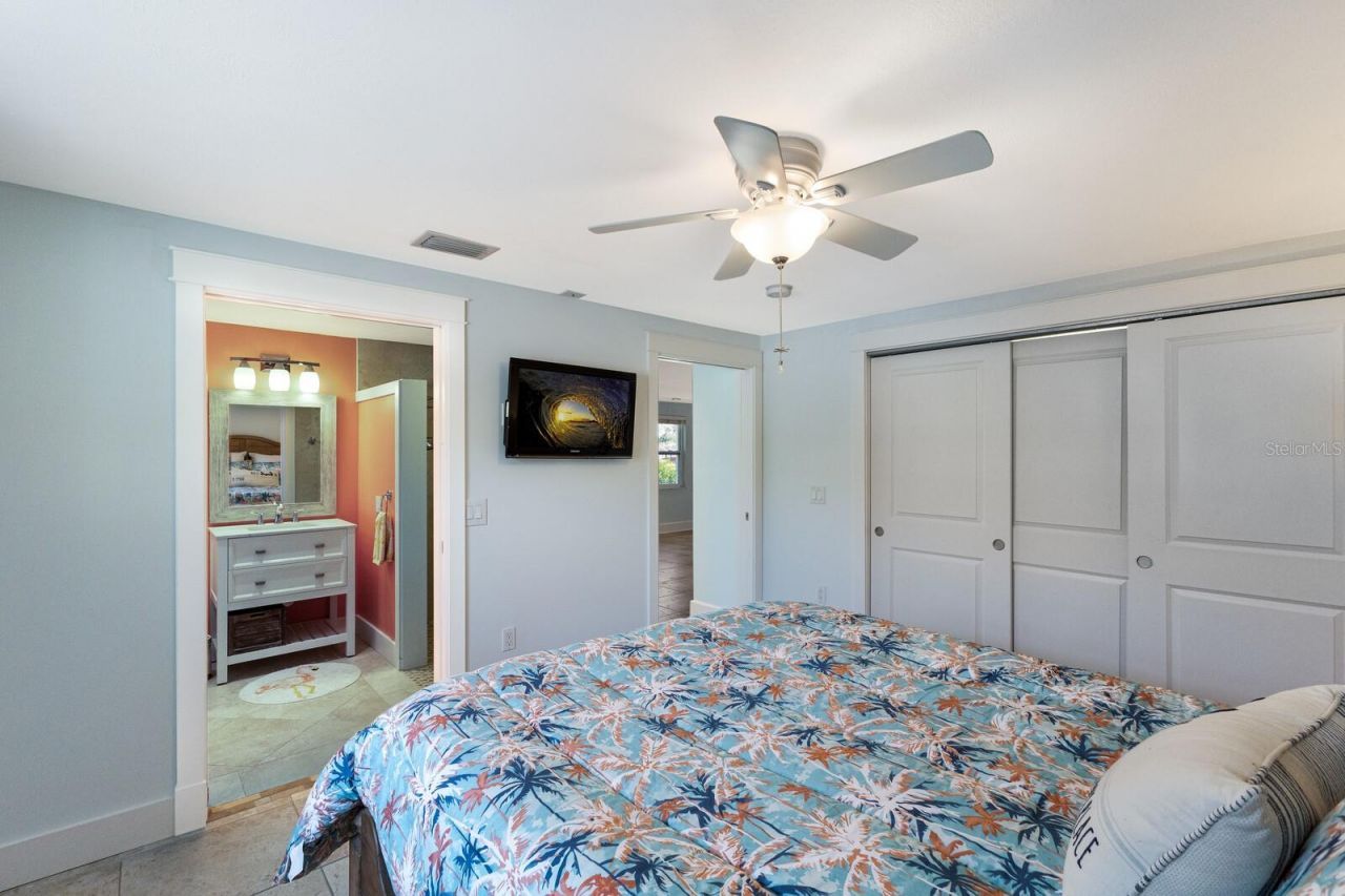 506 69th Street, Holmes Beach, FL 34217 Photo