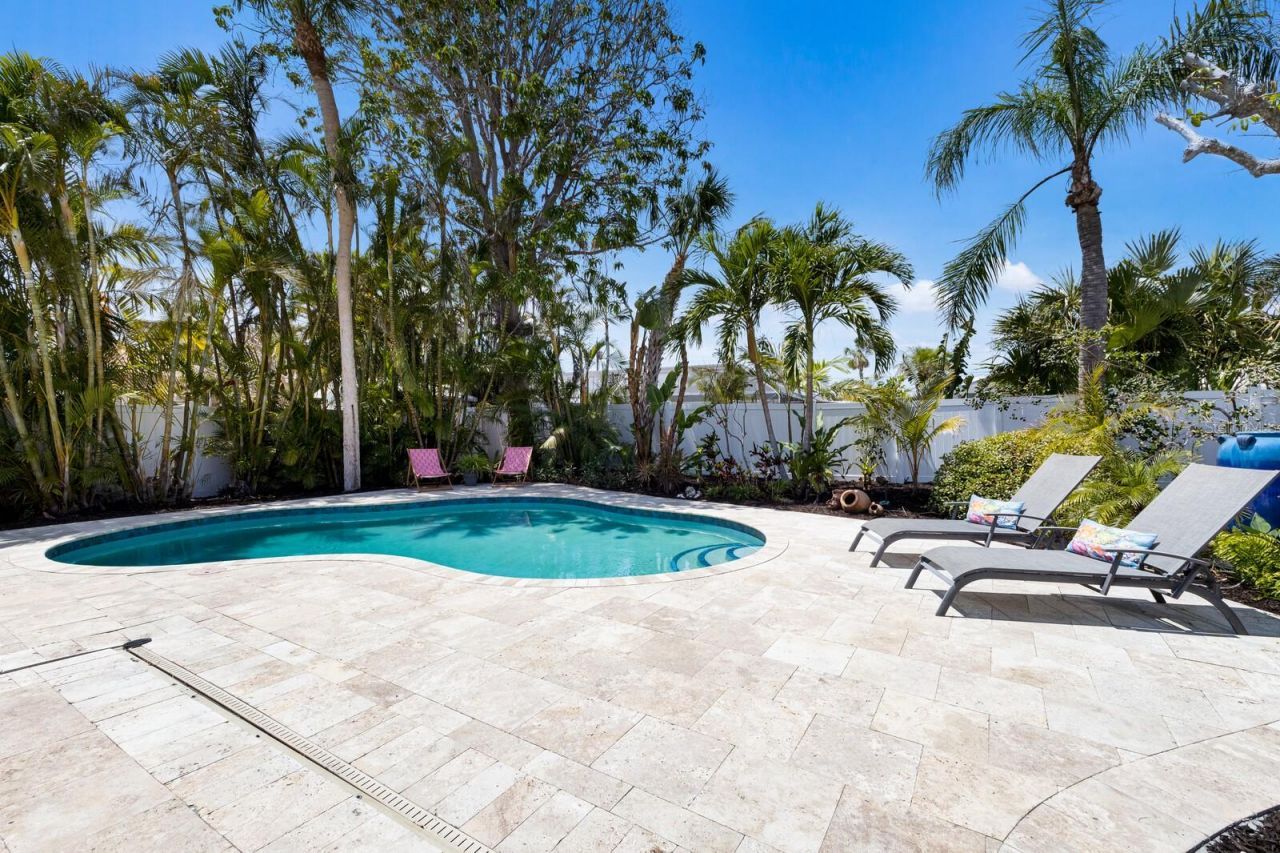 506 69th Street, Holmes Beach, FL 34217 Photo