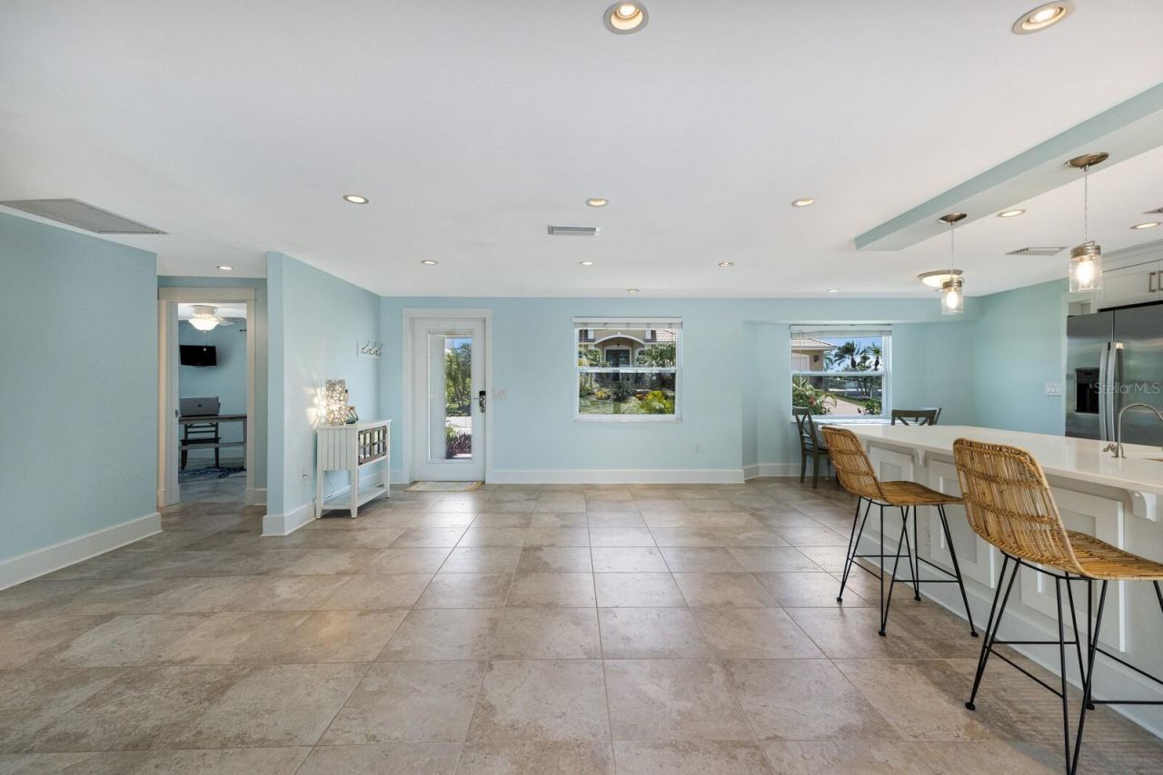 506 69th Street, Holmes Beach, FL 34217 Photo