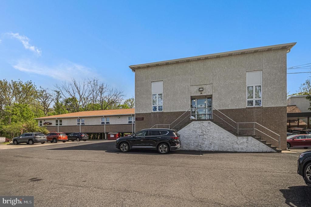 321 MORRIS ROAD, FORT WASHINGTON, PA 19034