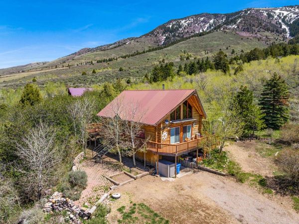 2466 E Green Canyon, Inkom, ID 83245