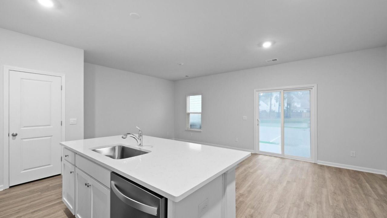 553 Gahagan Road Photo 17